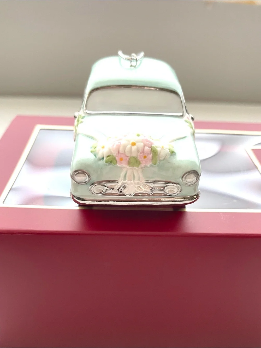 LENOX 2023 “Just Married” Ornament Vintage Car Porcelain CHRISTMAS 4” Mint Green